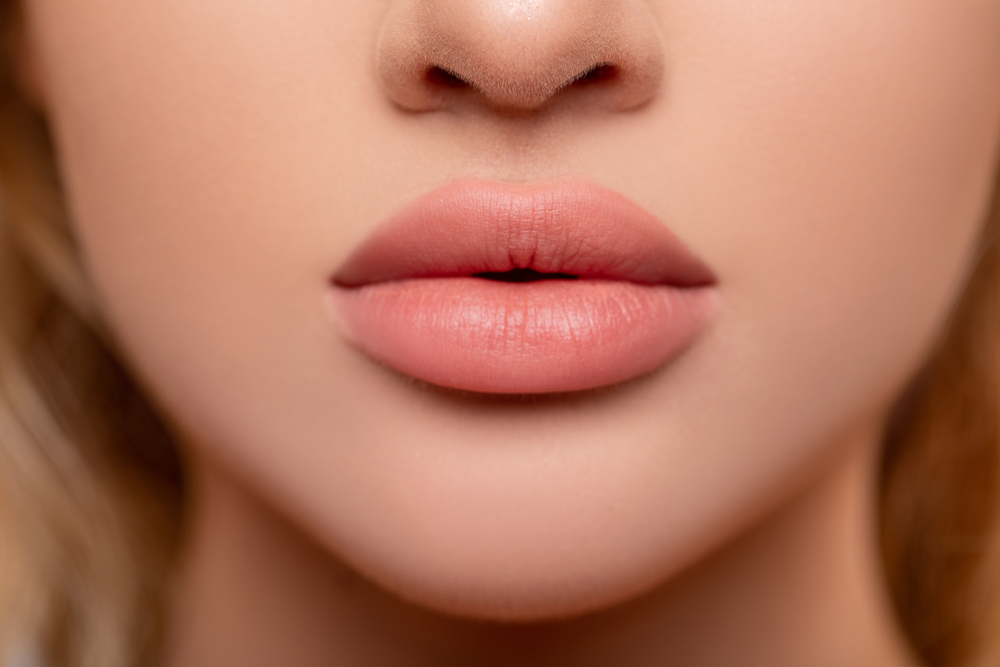 how to make your lips bigger