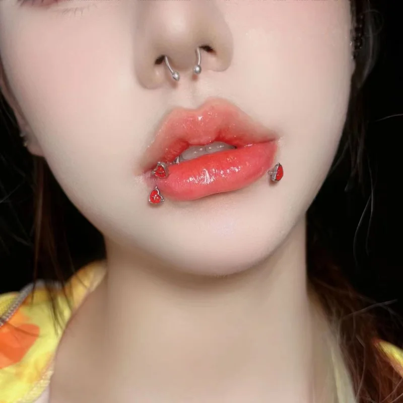 vertical labret healing