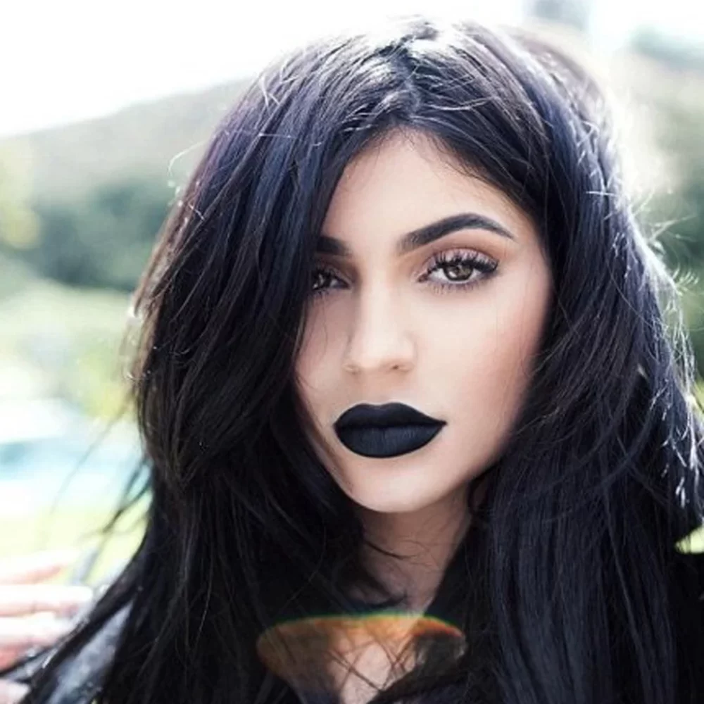 black lipstick